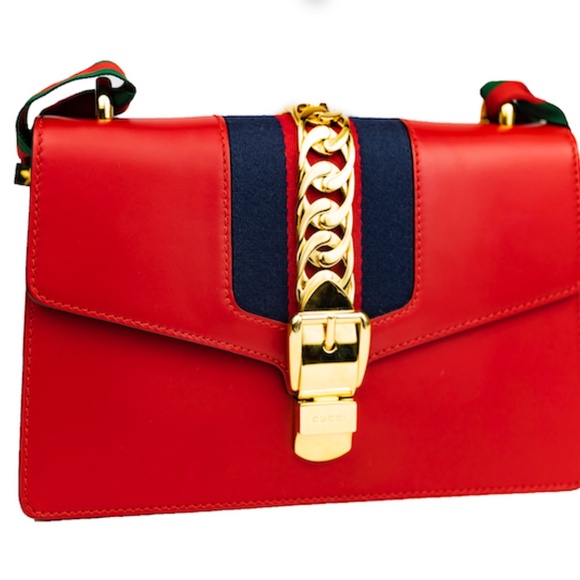 ❌SOLD❌Gucci Medium Sylvie Bag Red - Picture 3 of 13